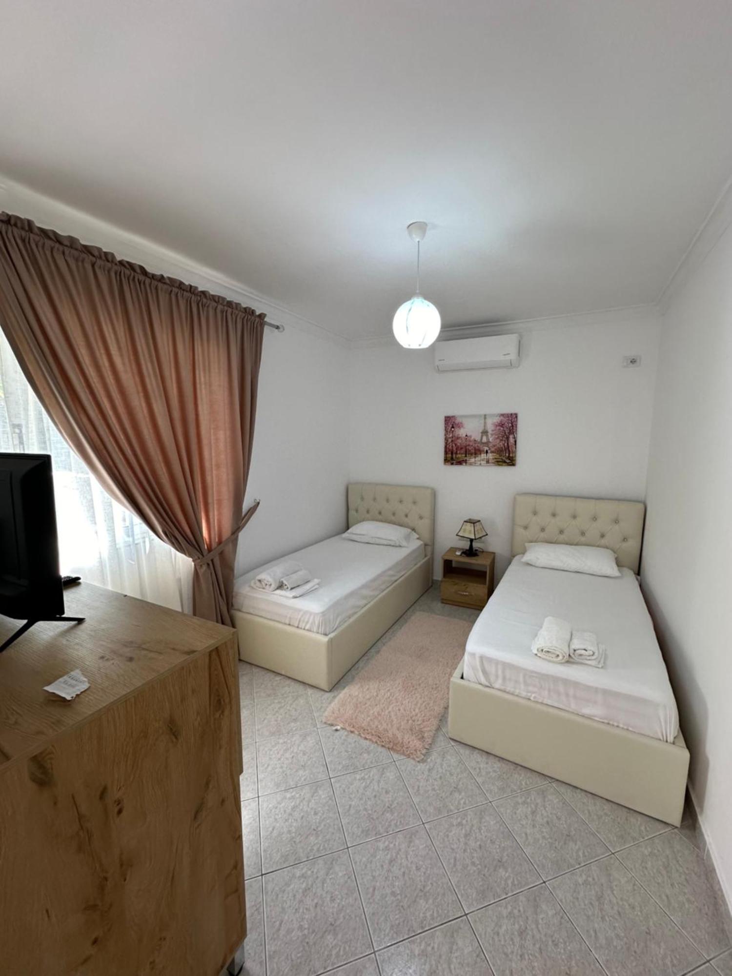 Villa Braho Gjirokastër Exteriör bild